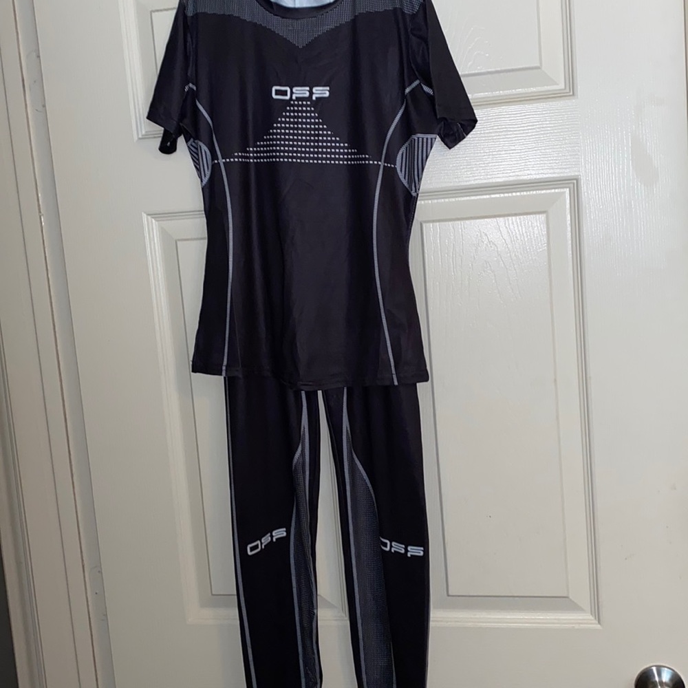 Two-piece set